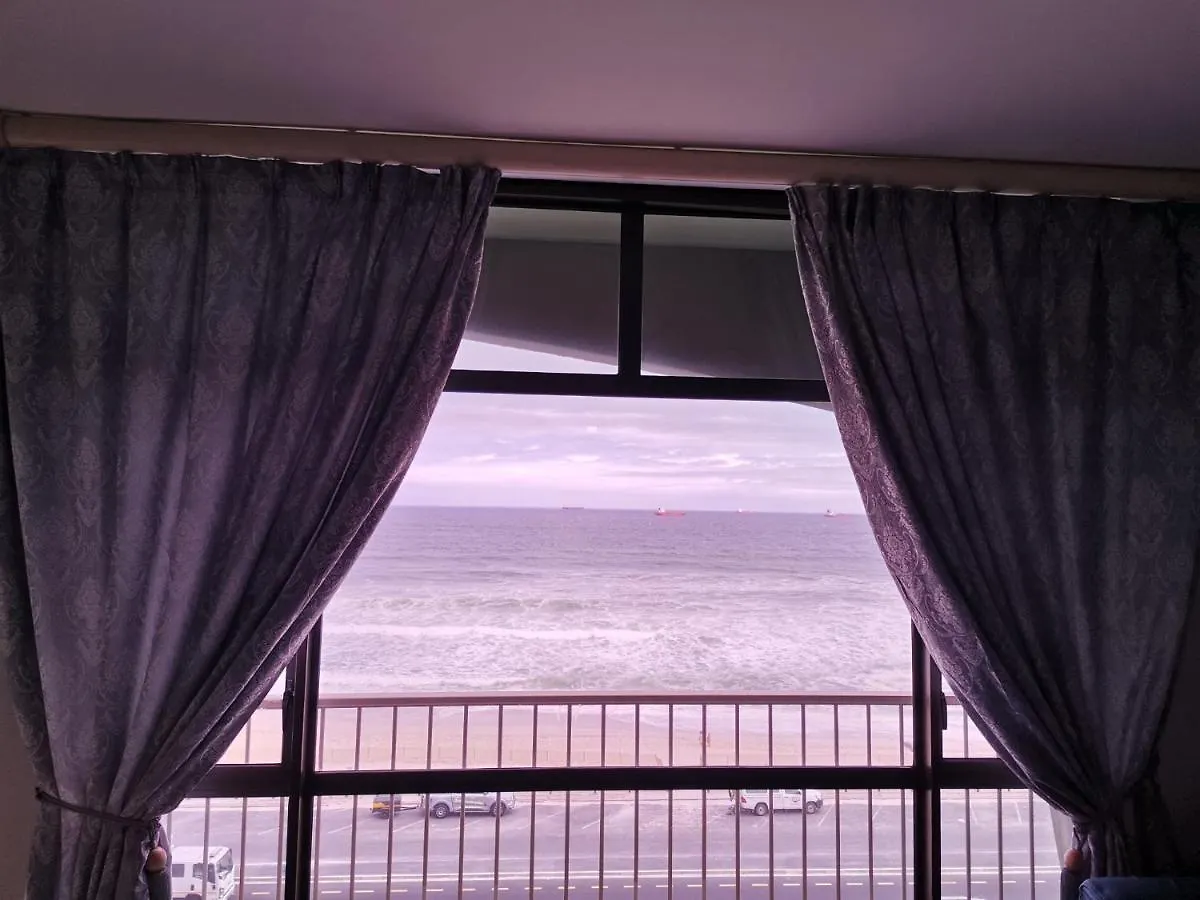 Apartment 504 Witsand Bloubergstrand