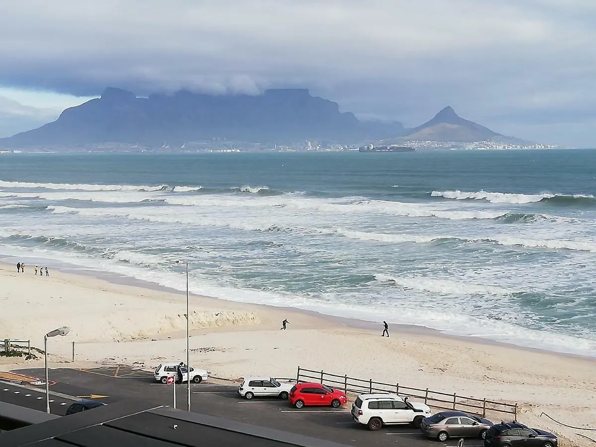504 Witsand Bloubergstrand